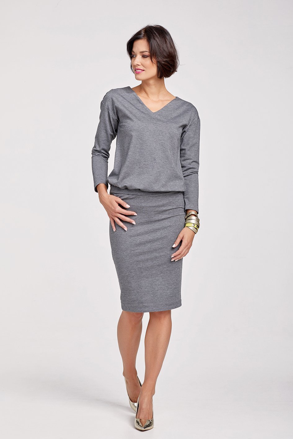 The Amsterdam Dress - V neckline, long sleeve